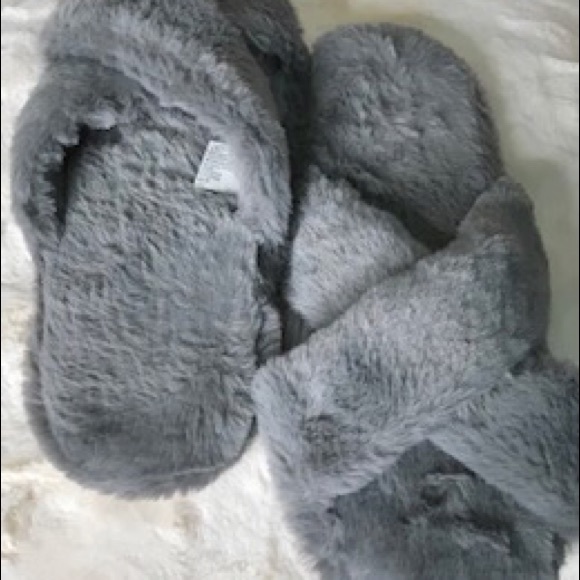 🎉WOMEN’S CROSSBAND SLIPPERS.🎉 - Picture 4 of 7